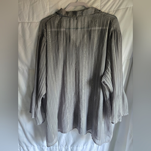 Fashion Bug Button Up Blouse - Picture 2 of 6